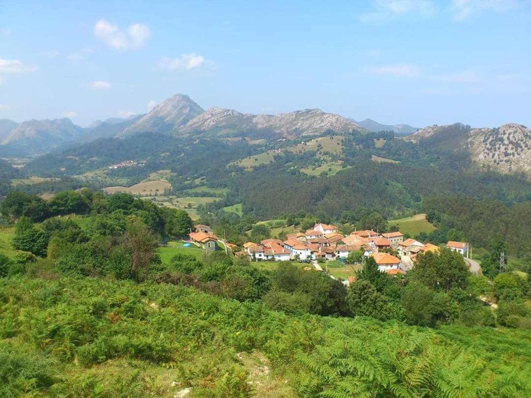 Apartamentos Rurales Andrea Llanes Buitenkant foto